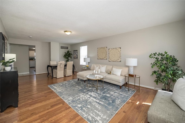133 Lithia Ave, Saint Louis, MO 63119 - living room featuring light wood finished floors and baseboards