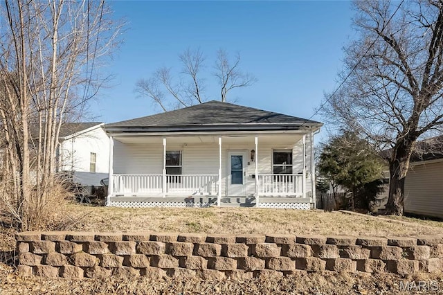 133 Lithia Ave, Saint Louis, MO 63119 - view of front facade with a porch and roof with shingles