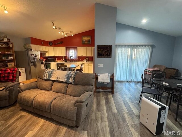 506 E Main St, Kahoka, MO 63445 - photo 2