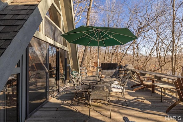 1703 Wynnbrook Woods Dr, Innsbrook, MO 63390 - deck featuring outdoor dining space