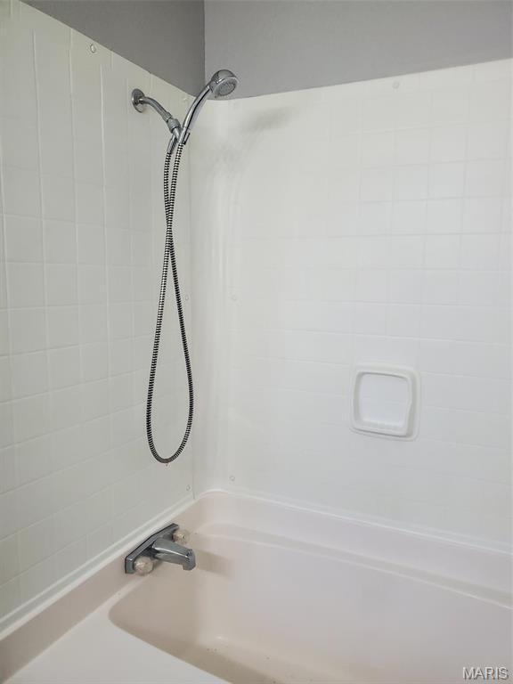 19983 Oak Dr, Carlyle, IL 62231 - bathroom with shower / bathtub combination