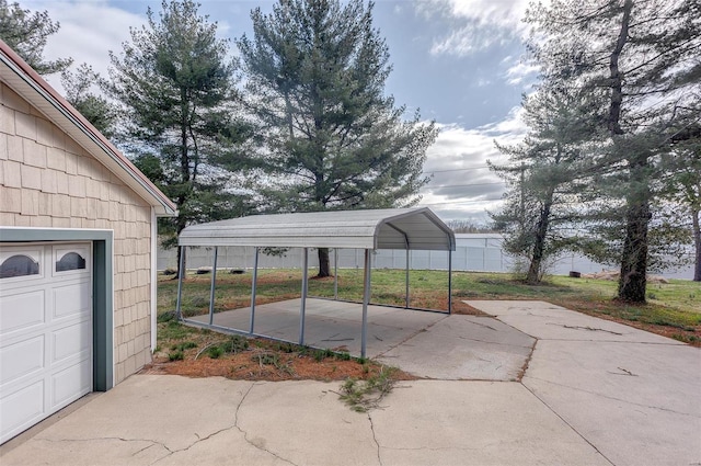 216 S Dickey St, Sparta, IL 62286 - garage with a detached carport