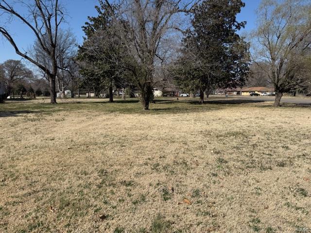 101 W Wakefield Ave, Sikeston, MO 63801