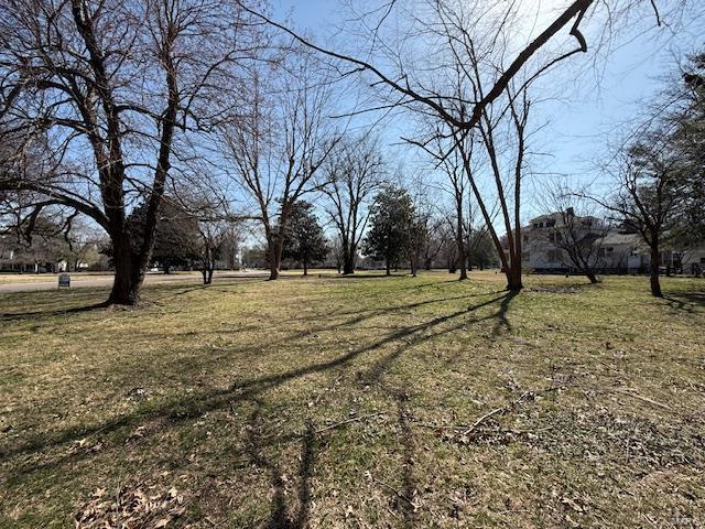 101 W Wakefield Ave, Sikeston, MO 63801