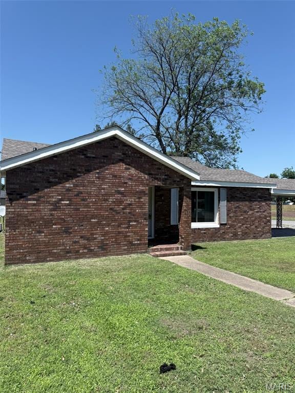 328 Helen St, Sikeston, MO 63801 - photo 2