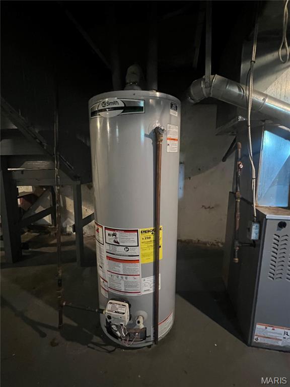 5109 Cote Brilliante Ave, Saint Louis, MO 63113 - utilities with gas water heater and heating unit