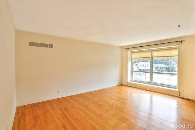 10327 Dorenshire Ct, Saint Louis, MO 63128 - photo 16