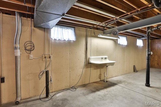 10327 Dorenshire Ct, Saint Louis, MO 63128 - photo 27