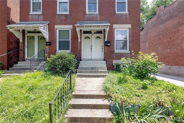 2244 Nebraska Ave, Saint Louis, MO 63104 - view of exterior entry with brick siding