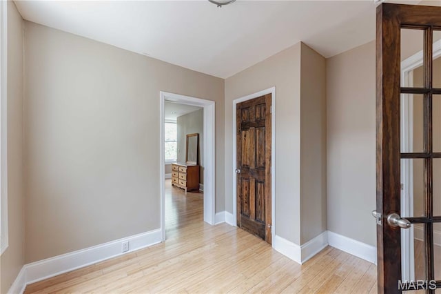 2244 Nebraska Ave, Saint Louis, MO 63104 - empty room with light wood-type flooring and baseboards