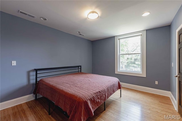 2244 Nebraska Ave, Saint Louis, MO 63104 - bedroom with wood finished floors and recessed lighting
