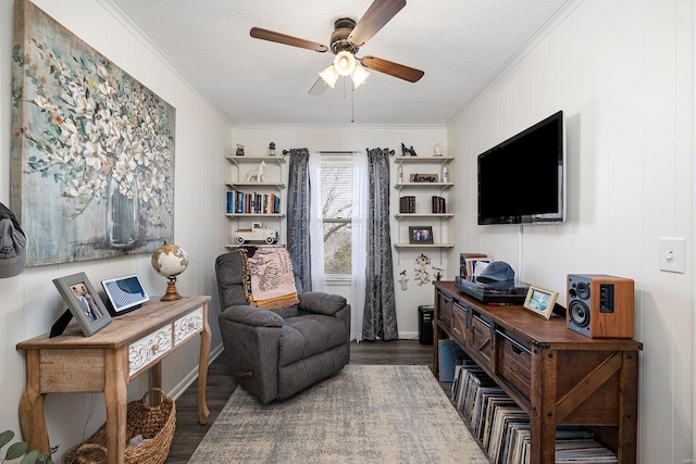 51 County Road 620a, Isabella, MO 65676 - sitting room with crown molding, ceiling fan, wood finished floors, and a textured ceiling