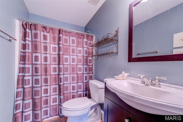 322 Gerard Ln, Moscow Mills, MO 63362 - bathroom with toilet, vanity, a shower with shower curtain, and vaulted ceiling