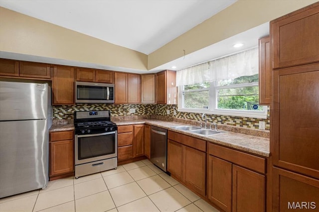 2418 Castle Dr, Saint Louis, MO 63136 - photo 9