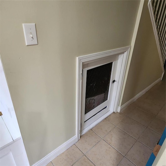 2438 Lemp Ave, Saint Louis, MO 63104 - detailed view of baseboards