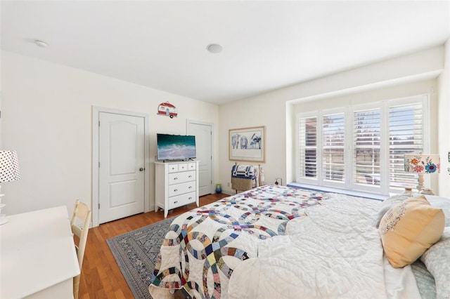 900 Deer Circle Dr, Carlyle, IL 62231 - bedroom featuring wood finished floors
