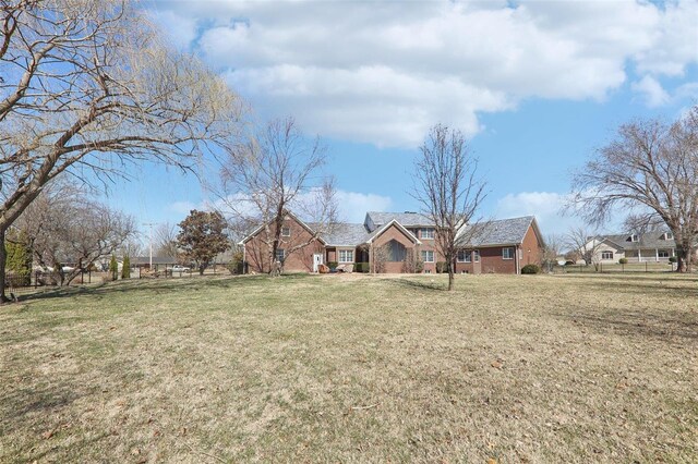 900 Deer Circle Dr, Carlyle, IL 62231 - view of yard