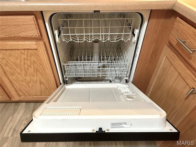 2 Monarch Trace Ct Unit 103, Chesterfield, MO 63017 - kitchen view of dishwasher