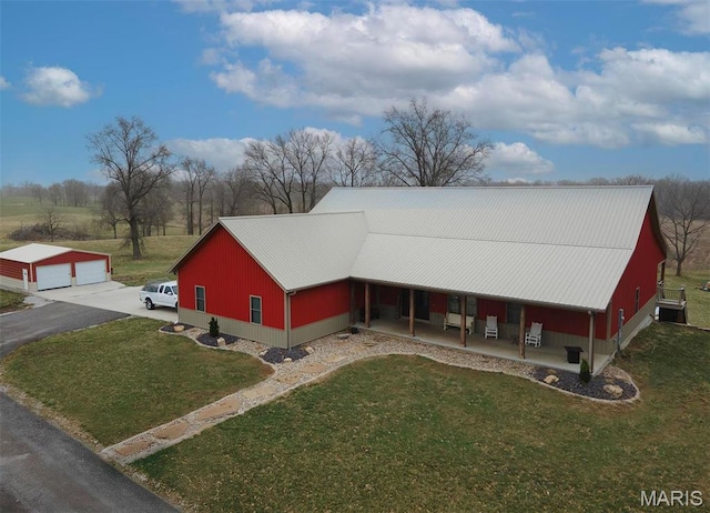10365 Creekside Dr, Breese, IL 62230 - view of outbuilding with covered porch