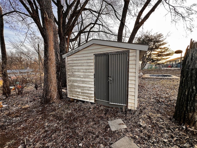 1505 Shelley Dr, Vandalia, IL 62471 - view of shed