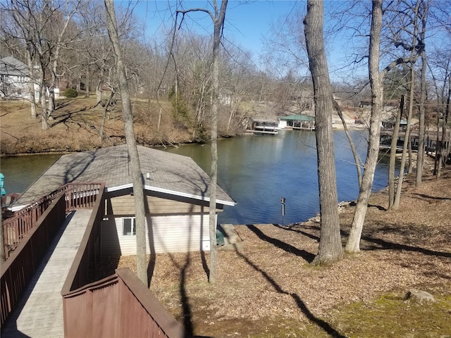 8774 E Chinquapin Ave E, Effingham, IL 62401 - dock area featuring a water view