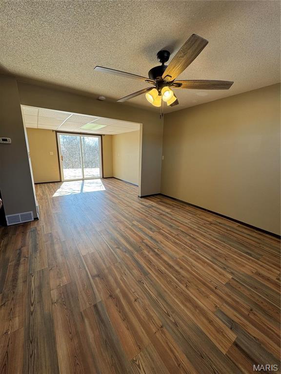56371 Janapas Trl, Hannibal, MO 63401 - photo 3