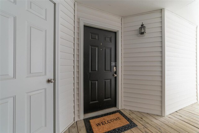 view of exterior entry
