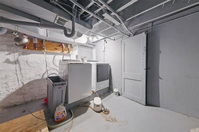 5044 Lindenwood Ave, Saint Louis, MO 63109 - unfinished basement featuring separate washer and dryer