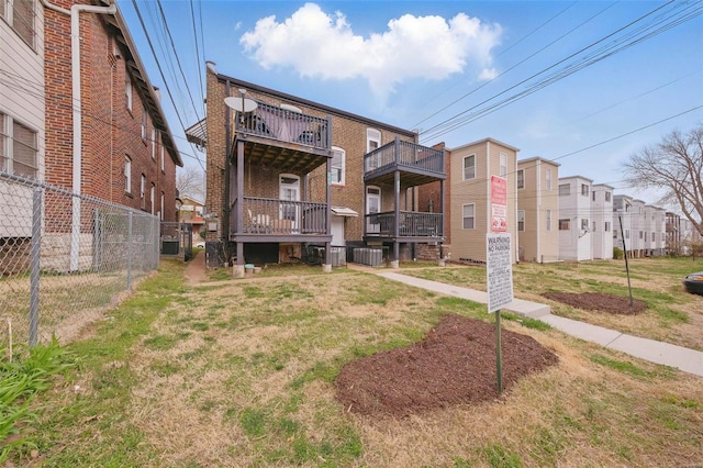 5044 Lindenwood Ave, Saint Louis, MO 63109 - view of home's community featuring fence and a residential view