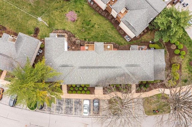 aerial view of property and surrounding area