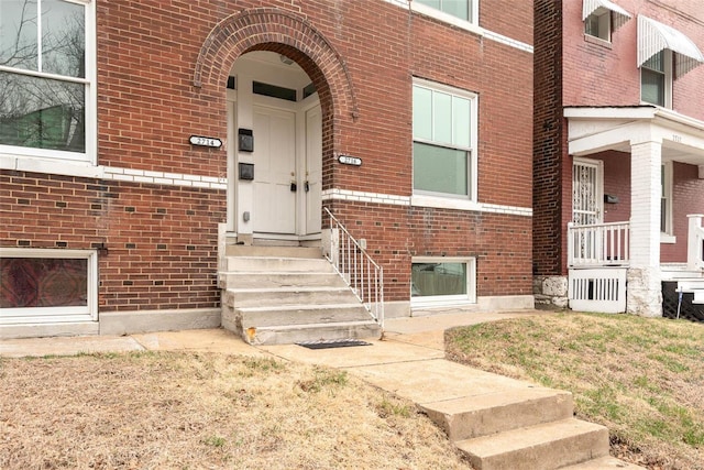 2714 Texas Ave, Saint Louis, MO 63118 - doorway to property featuring brick siding
