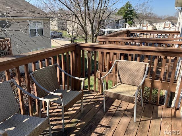 4304 Inlet Isle Dr, Florissant, MO 63034 - view of wooden deck