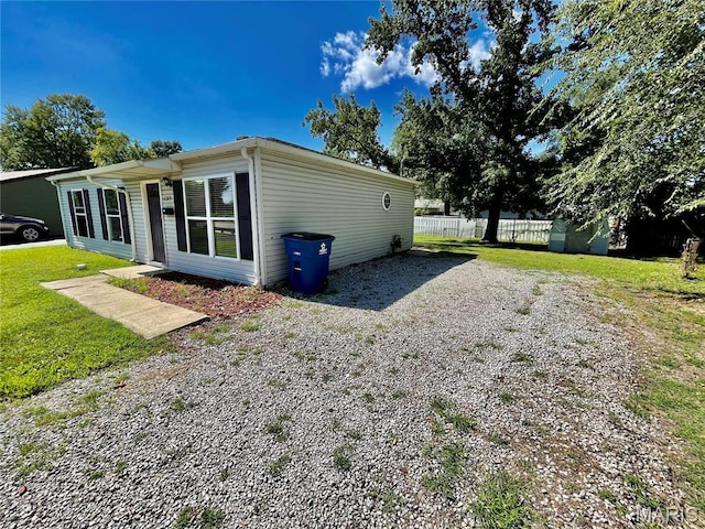 2209 Terminal Ave, Granite City, IL 62040 - view of side of home with driveway