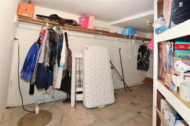 515 N Washington St, Mexico, MO 65265 - view of walk in closet