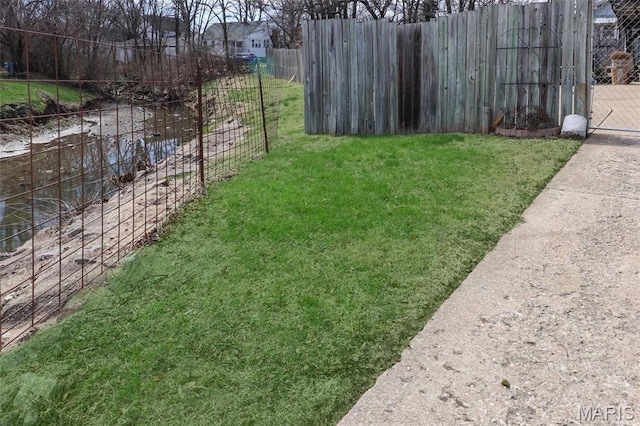 515 N Washington St, Mexico, MO 65265 - view of yard