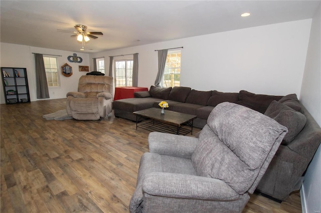 21680 N Horizonway N, Saint Robert, MO 65584 - living room featuring wood finished floors, ceiling fan, and recessed lighting