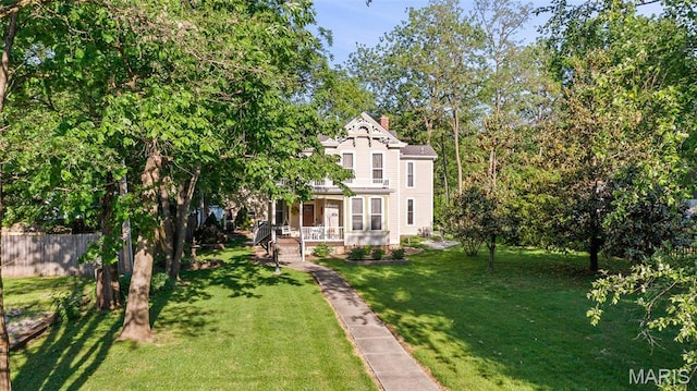 705 Jefferson St, Fulton, MO 65251 - view of green lawn with covered porch