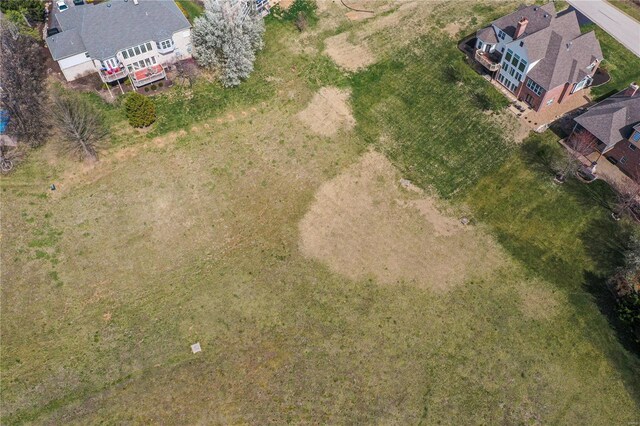 208 Merlot Ln, Saint Albans, MO 63073