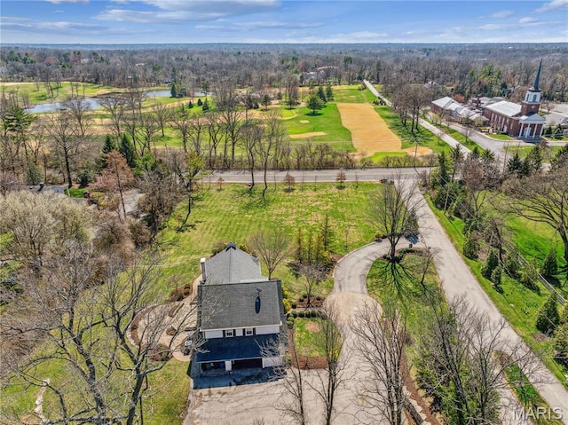 910 Kent Rd, Ladue, MO 63124 - drone / aerial view of a large body of water