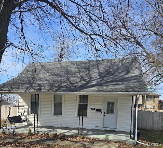 703 S Main St, Troy, IL 62294 - view of front of property with covered porch and roof with shingles