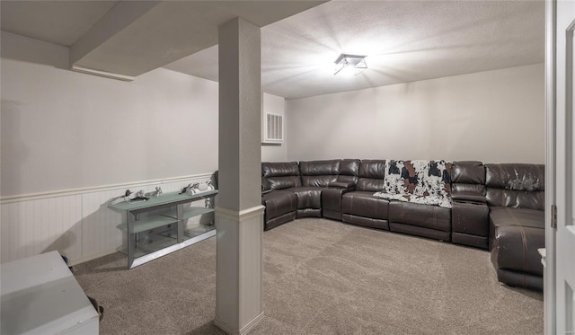 15105 Transit Rd, Saint Robert, MO 65584 - carpeted living area with wainscoting