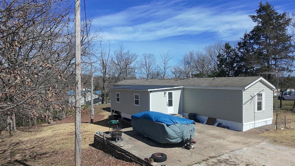16923 Link Dr, Saint Robert, MO 65584 - view of rear view of house