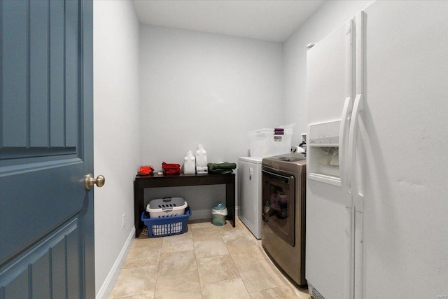 5 Canebrake Ct, Wentzville, MO 63385 - clothes washing area with washing machine and dryer and baseboards