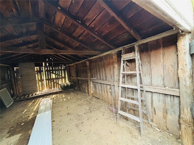 230 Lahaye St, Saint Genevieve, MO 63670 - view of horse barn