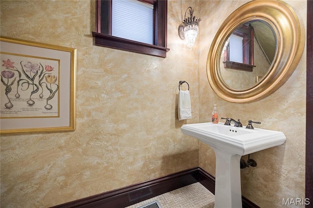 3520 Galt House Dr, Saint Charles, MO 63301 - bathroom featuring a sink