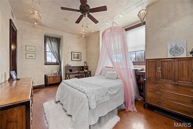 3520 Galt House Dr, Saint Charles, MO 63301 - bedroom with ceiling fan