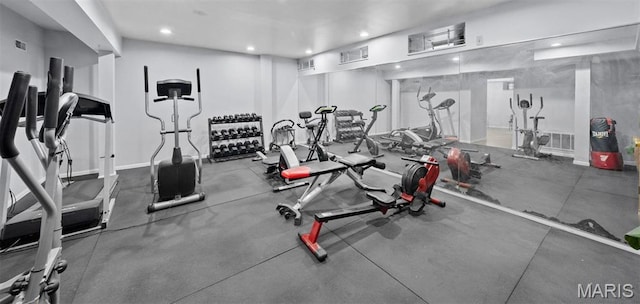 4319 Lindell Blvd Unit A, Saint Louis, MO 63108 - exercise room with recessed lighting