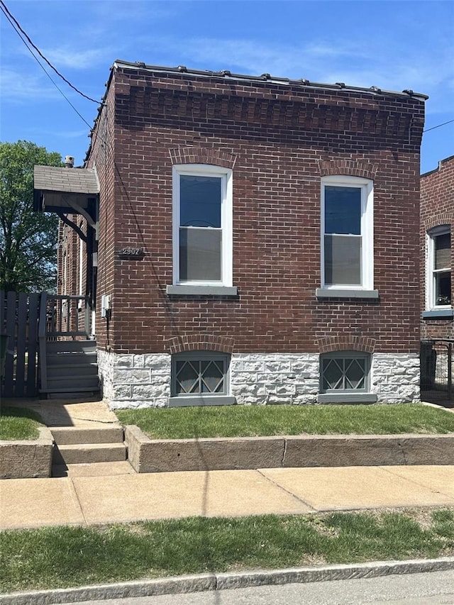 2907 Brannon Ave, Saint Louis, MO 63139 - photo 1