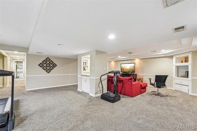2 Meramec Shores Ct, Ofallon, MO 63366 - carpeted living room with recessed lighting and baseboards