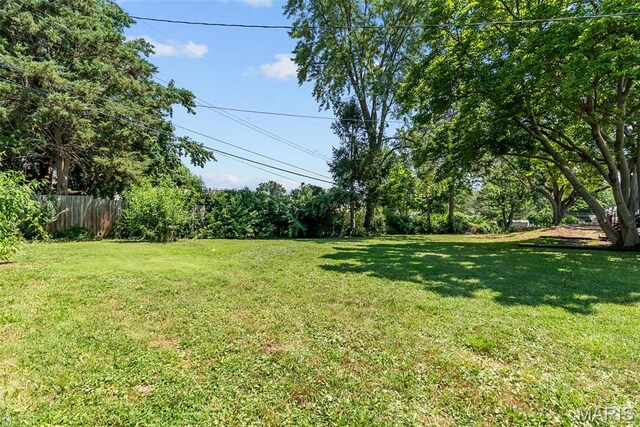 9515 Koerber Ln, Affton, MO 63123